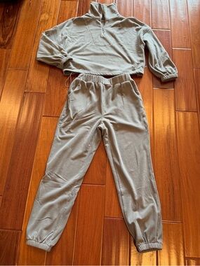 Relaxed Half-Zip Jogger Set in Khaki